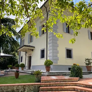 https://maison-tuscany-bedbreakfast.it-tuscanyhotel.com