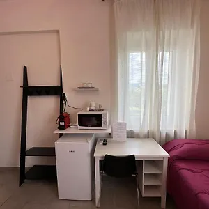https://bb-la-magnolia-caprino-veronese.hotelinveneto.com
