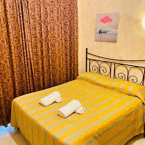  Affittacamere Roma Guest House