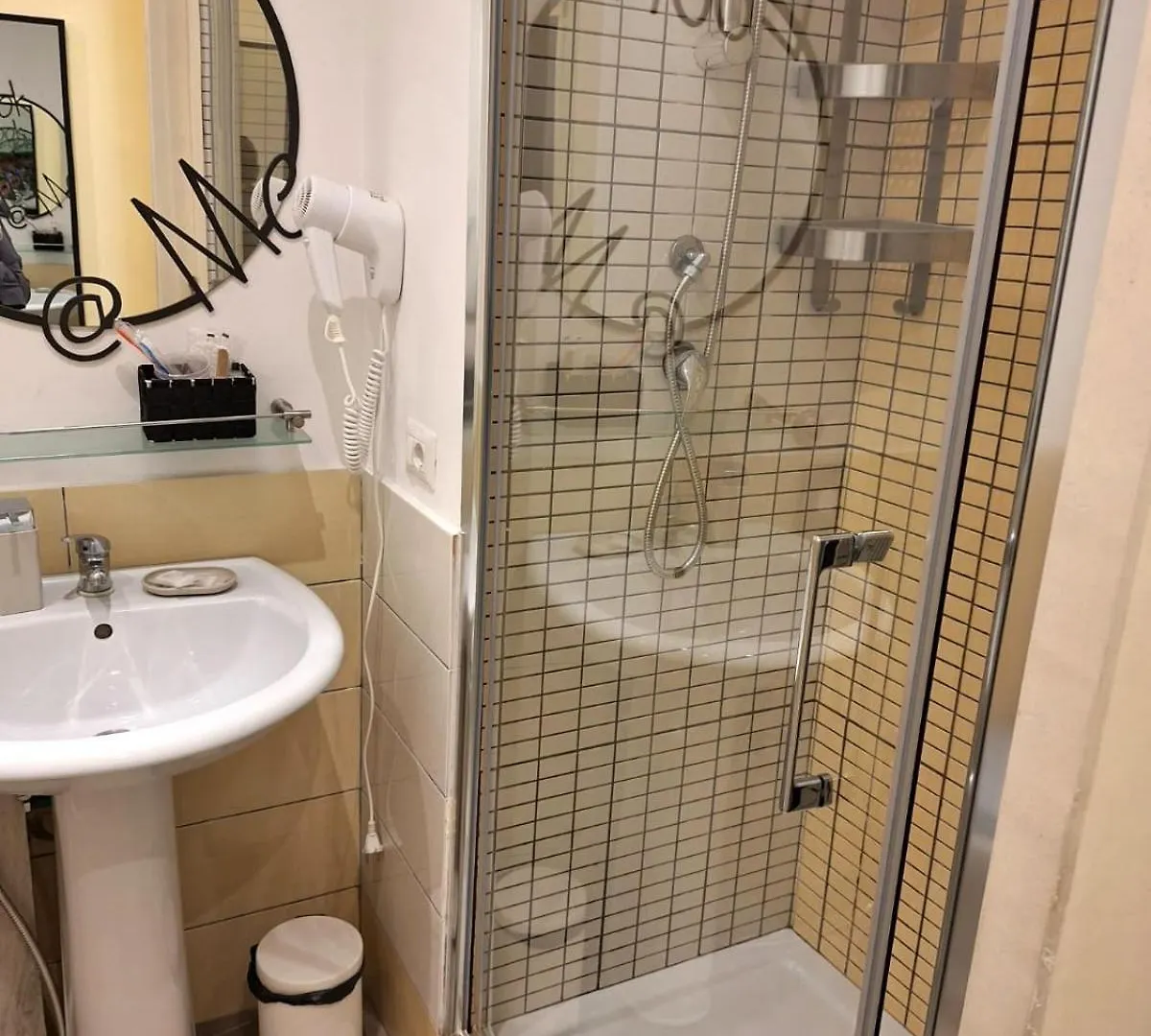 Re Di Roma Nice Rooms